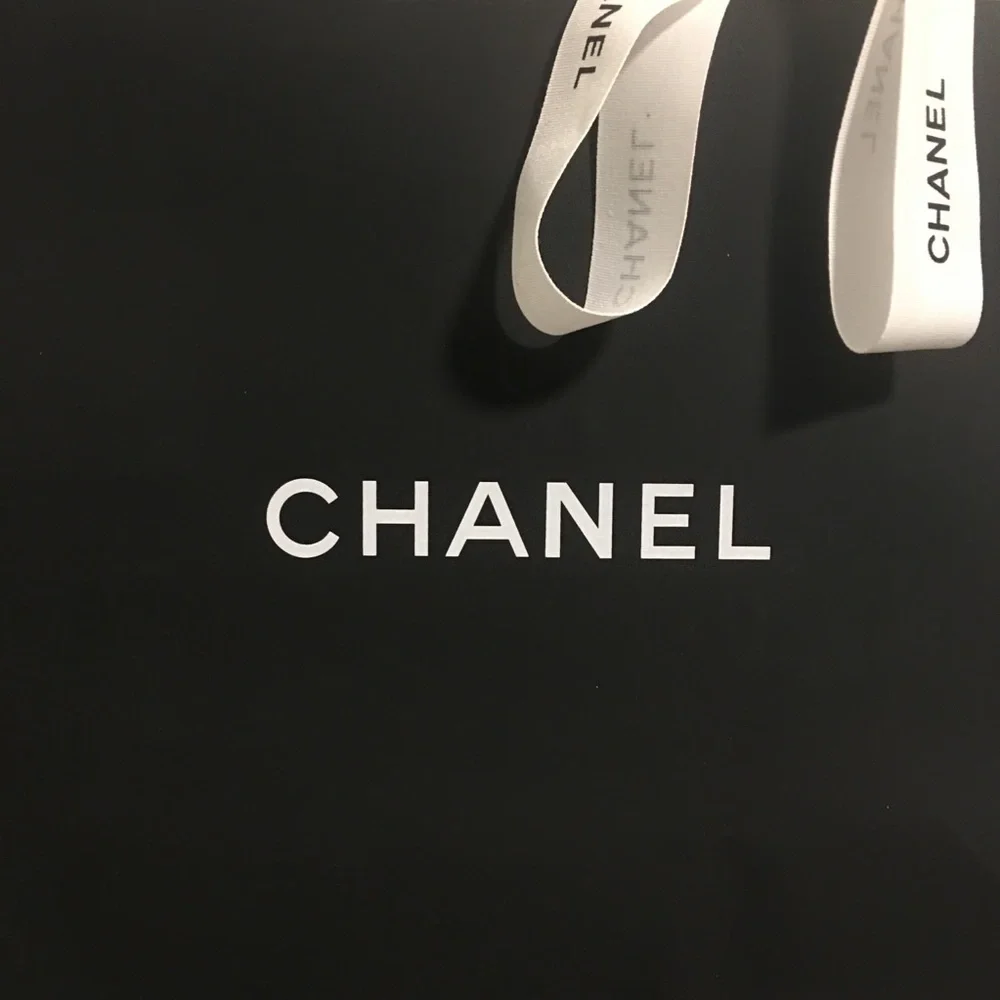 Paper bag - $35 each - Picture 5 of 10